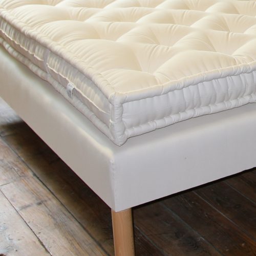 Des finitions soignées confèrent au matelas un bel aspect et une bonne durabilité