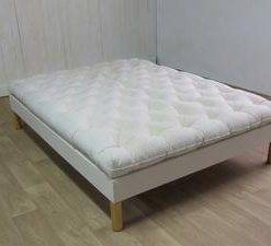 matelas en laine et sommier assortis