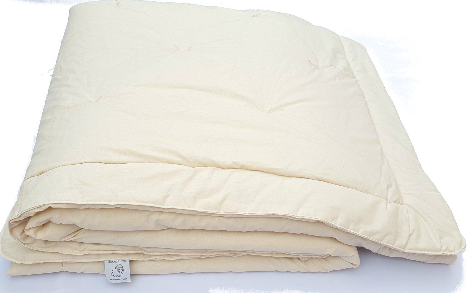 Couette Artisanale En Pure Laine Vierge Pour Le Printemps Ou L Automne