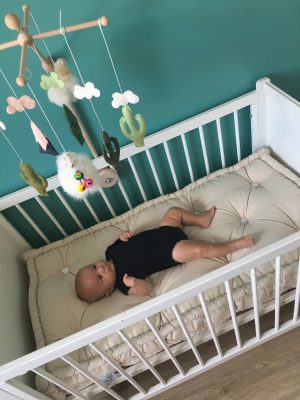 Matelas en laine pour lit bébé